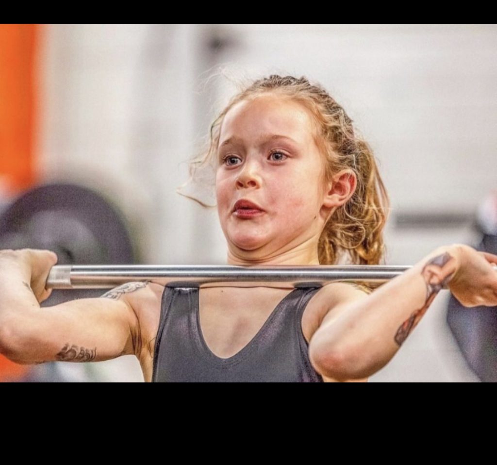 Новости: Семилетняя Рори ван Ульфт покоряет рекорды силы